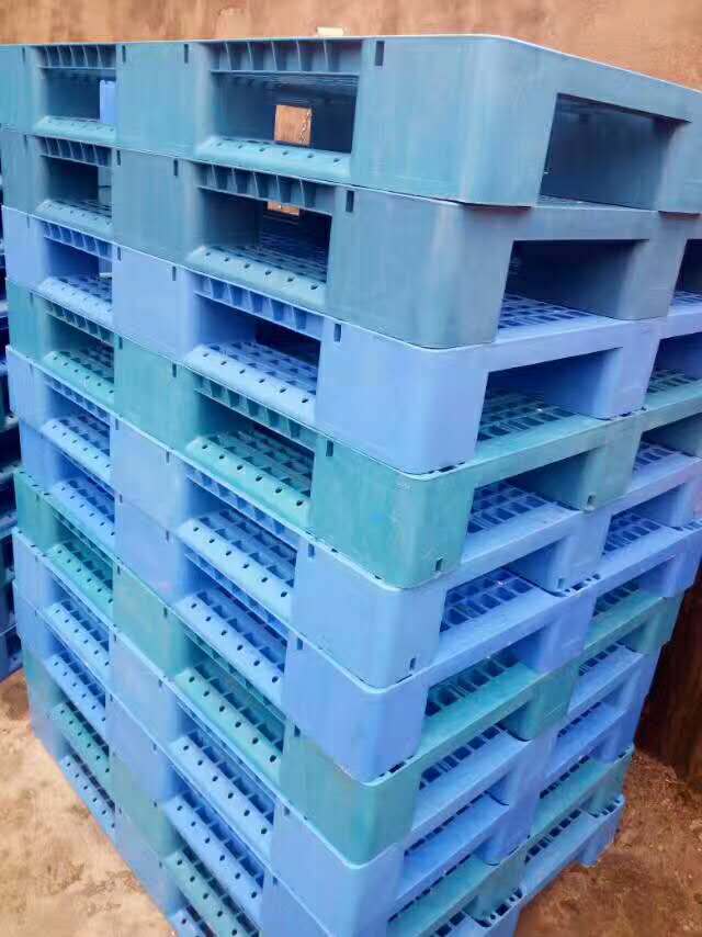 廢塑料